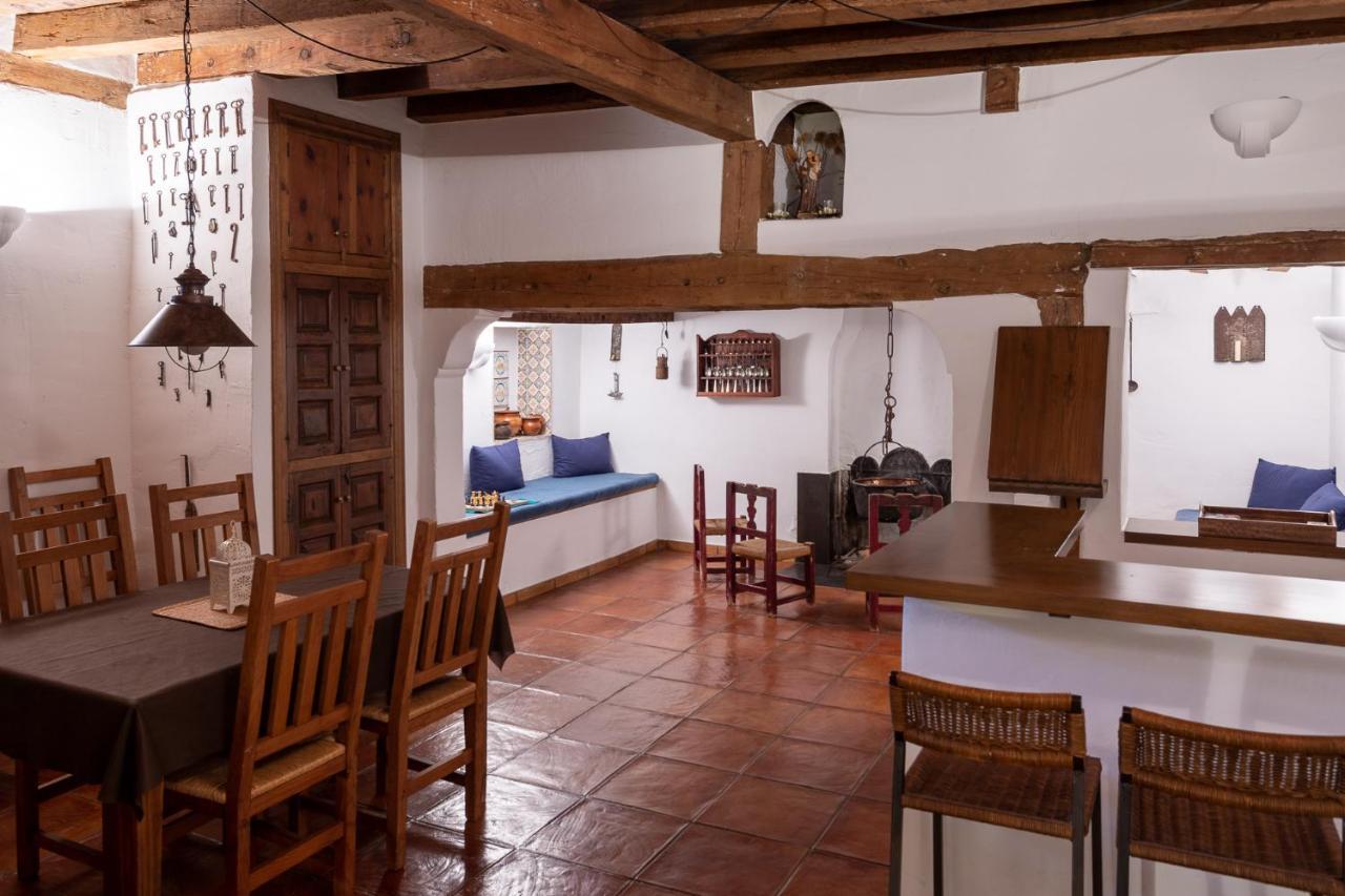 La Casa Grande Guest House Talayuelas  Ngoại thất bức ảnh